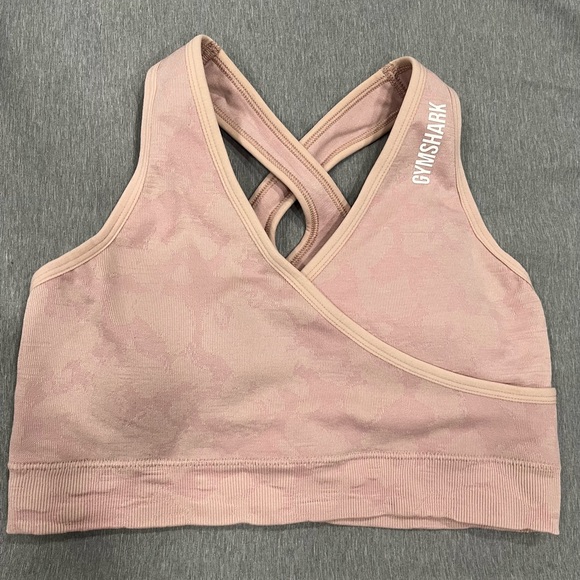 Gymshark Adapt Camo Seamless Sports Bra, Light Pink in Size Medium - Picture 1 of 4